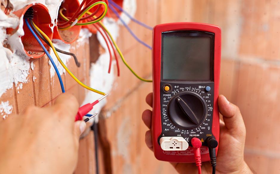 recherche électricien Saint-Denis